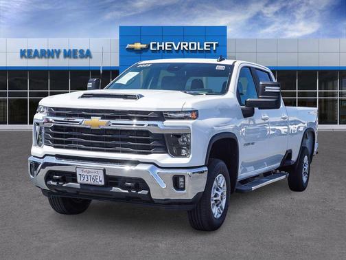 Summit White 2025 Chevrolet Silverado 2500 LT