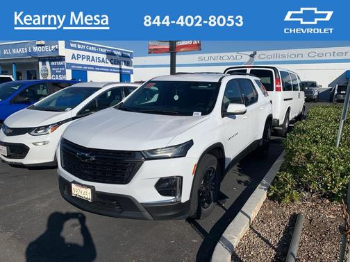 2022 Chevrolet Traverse LT Leather