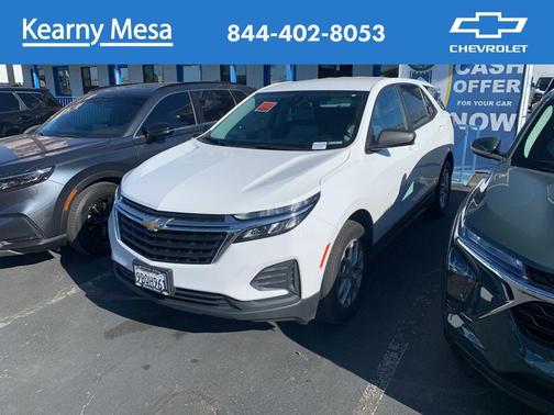 Summit White 2022 Chevrolet Equinox LS