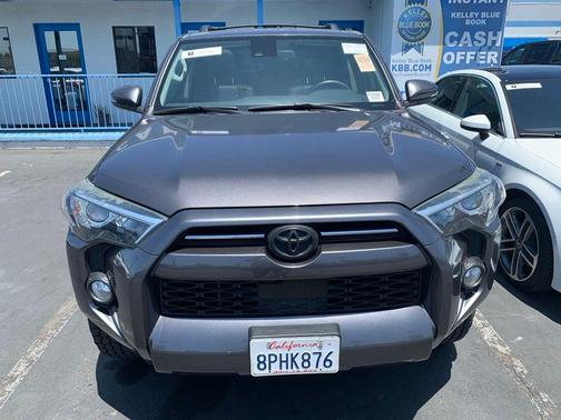 Magnetic Gray Metallic 2020 Toyota 4Runner SR5 Premium