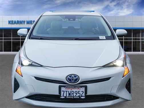 2016 Toyota Prius Three