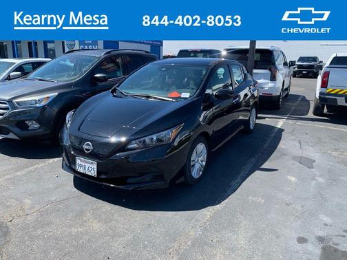 Super Black 2024 Nissan Leaf S