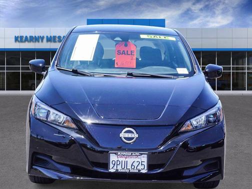 Super Black 2024 Nissan Leaf S