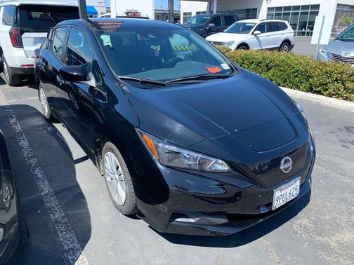 Super Black 2024 Nissan Leaf S