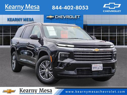 2025 Chevrolet Traverse LT