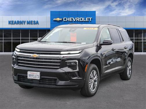 2025 Chevrolet Traverse LT