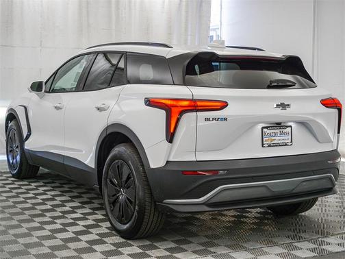 2026 Chevrolet Blazer EV AWD LT