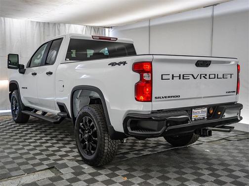 2026 Chevrolet Silverado 2500 Custom