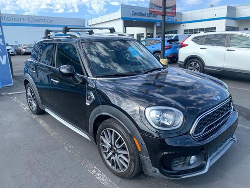 Midnight Black Metallic 2017 MINI Countryman Cooper S ALL4