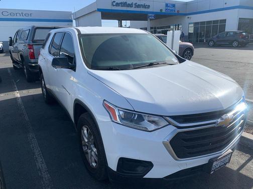 Summit White 2020 Chevrolet Traverse LS