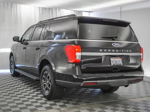 2022 Ford Expedition Max XLT