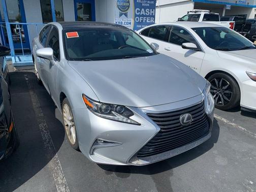 Silver 2017 Lexus ES 350 Base