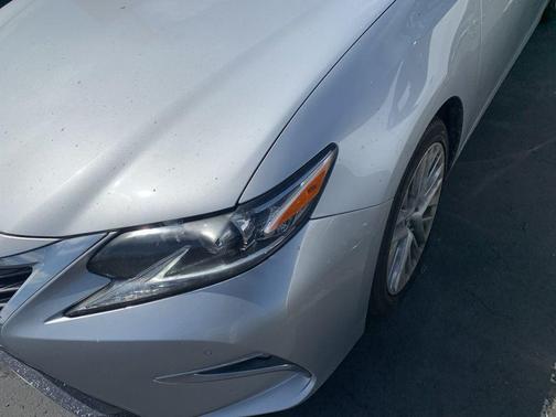 Silver 2017 Lexus ES 350 Base