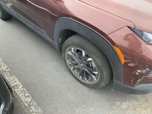 Mahogany Red Metallic 2023 Chevrolet Trailblazer LT
