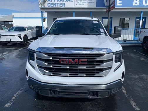 2024 GMC Sierra 1500 SLE