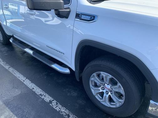 2024 GMC Sierra 1500 SLE