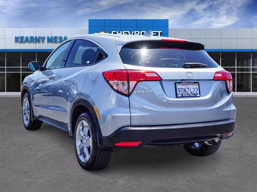 Lunar Silver Metallic 2017 Honda HR-V LX