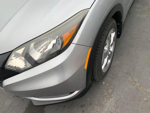 Lunar Silver Metallic 2017 Honda HR-V LX