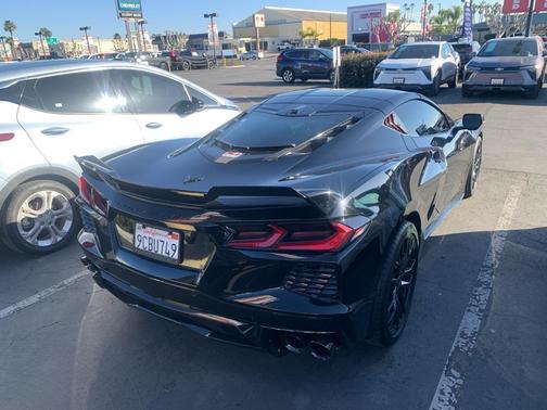 2023 Chevrolet Corvette Stingray w/1LT