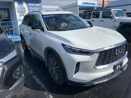 2022 INFINITI QX60 SENSORY
