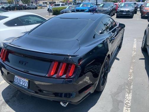 2017 Ford Mustang GT