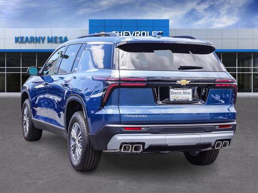 Lakeshore Blue Metallic 2026 Chevrolet Traverse LT