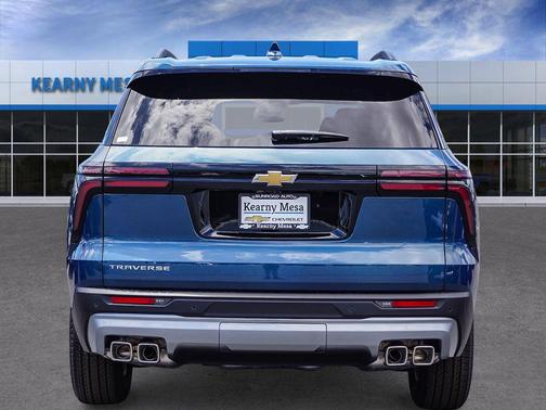 Lakeshore Blue Metallic 2026 Chevrolet Traverse LT