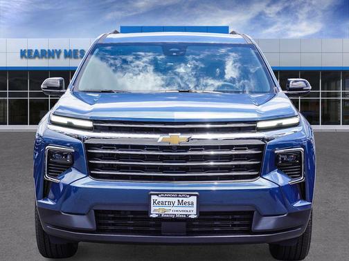 Lakeshore Blue Metallic 2026 Chevrolet Traverse LT
