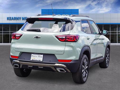 Cacti Green 2026 Chevrolet Trailblazer ACTIV