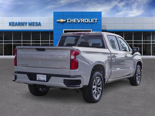 White Sands 2026 Chevrolet Silverado 1500 RST