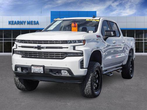 Summit White 2019 Chevrolet Silverado 1500 RST