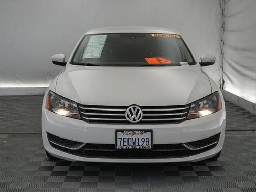 2014 Volkswagen Passat 2.5 SE