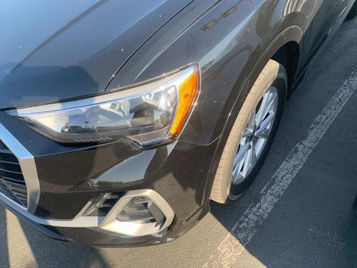 2022 Audi Q3 45 S line Premium