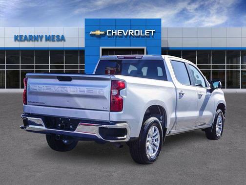 Silver Ice Metallic 2021 Chevrolet Silverado 1500 LT