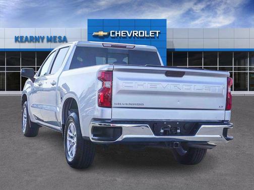 Silver Ice Metallic 2021 Chevrolet Silverado 1500 LT