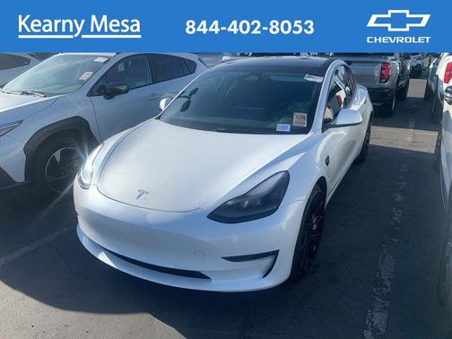 Pearl White Multi-Coat 2022 Tesla Model 3 Performance