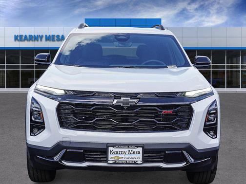 Polar White Tricoat 2026 Chevrolet Equinox RS