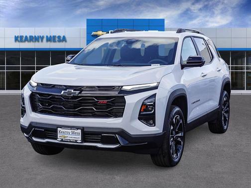 Polar White Tricoat 2026 Chevrolet Equinox RS