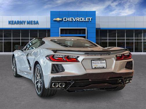Blade Silver Metallic 2026 Chevrolet Corvette Stingray w/1LT
