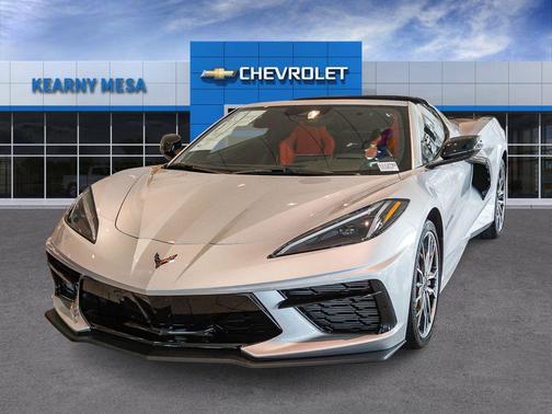 Blade Silver Metallic 2026 Chevrolet Corvette Stingray w/1LT