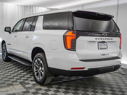 2026 Chevrolet Suburban LS