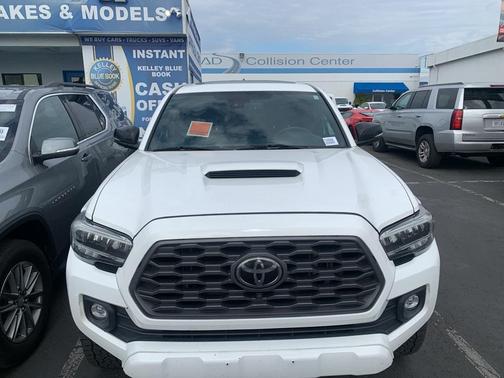2020 Toyota Tacoma TRD Sport