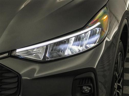 2025 Ford Escape PHEV SE