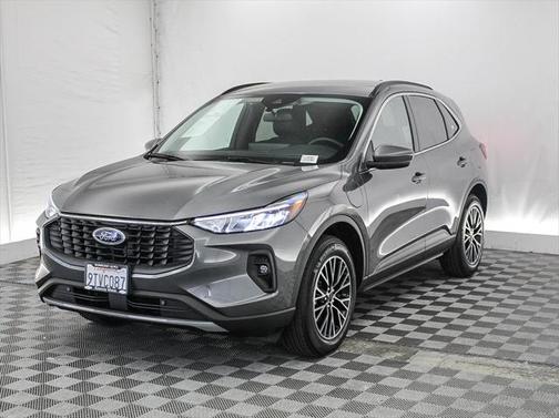 2025 Ford Escape PHEV SE