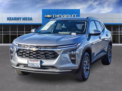 2025 Chevrolet Trax LT