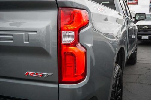 Sterling Gray Metallic 2026 Chevrolet Silverado 1500 RST