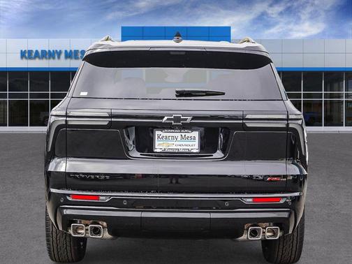 Mosaic Black Metallic 2026 Chevrolet Traverse RS