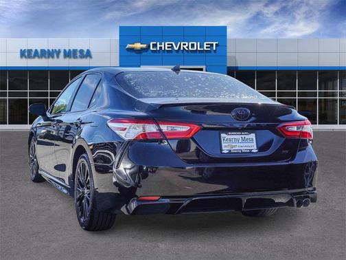 2020 Toyota Camry SE