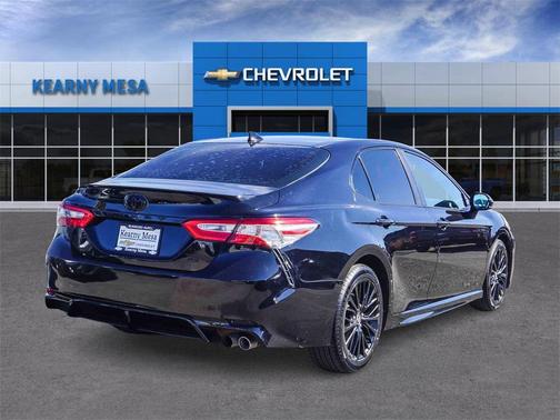 2020 Toyota Camry SE