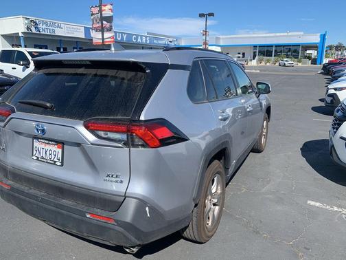 2024 Toyota RAV4 Hybrid XLE